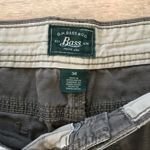 G.H.Bass Utilitarian 5 Pocket Khaki Shorts - Picture 4 of 7